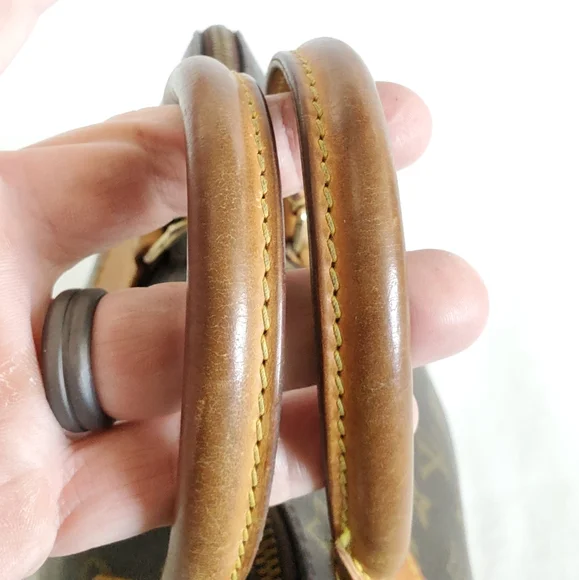 Louis Vuitton Brown and Tan Monogram Bag - Picture 7 of 8